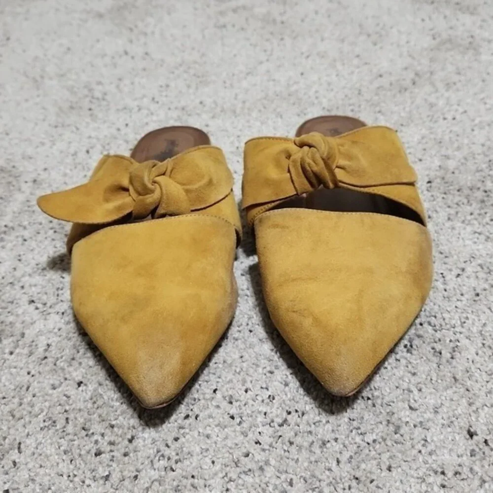 Jeffrey Campbell Suede Charlin Bow Pointy Toe Flat Mule Mustard Yellow Size 8 - Picture 6 of 12